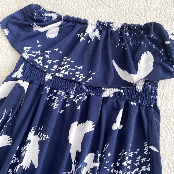 Flowy Sleeveless Maxi Dress - Picture 2 of 3